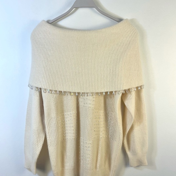 Lambswool and angora rabbit hair long sleeve cream knit sweater fold over collar - Picture 3 of 14